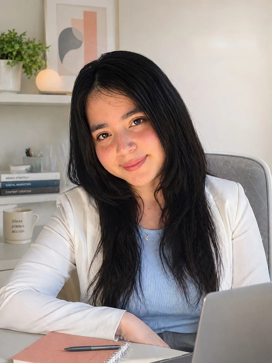 Estéfani Torres, fundadora de Lunaria Studio
